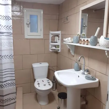 Kareshome-privacy-view * Panormos (Kalymnos)