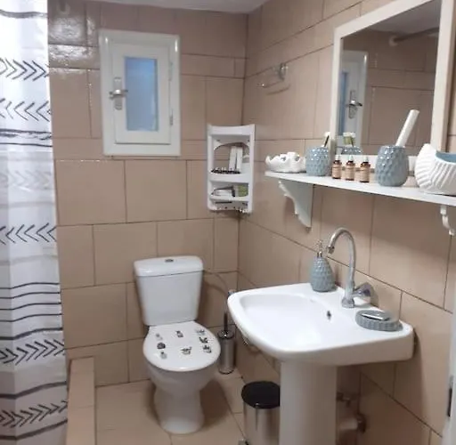 Kareshome-privacy-view * Panormos (Kalymnos)